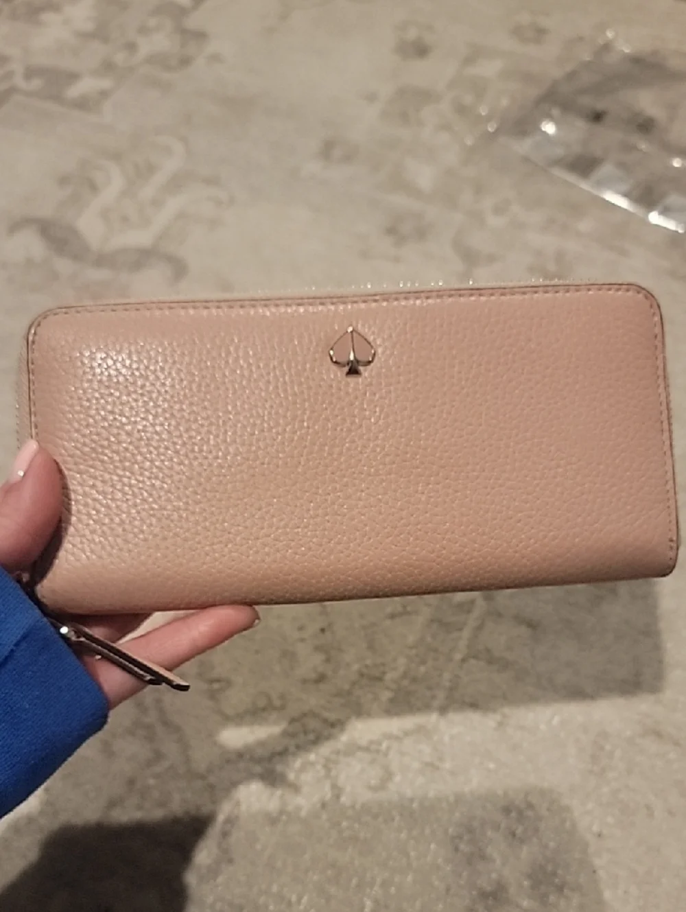 kate spade Pebbled Leather Zip Wallet in Blush Pink with Pink And Gold Spade